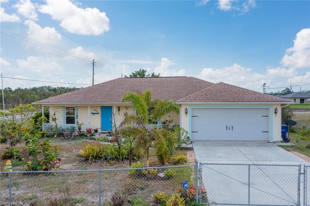 854 Woodridge CIR FORT MYERS, FL 33913