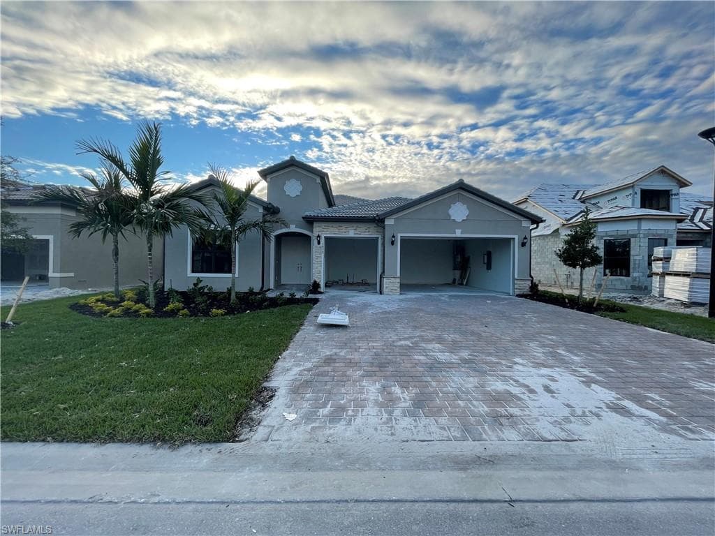 19700 Aqua View LN FORT MYERS, FL 33913