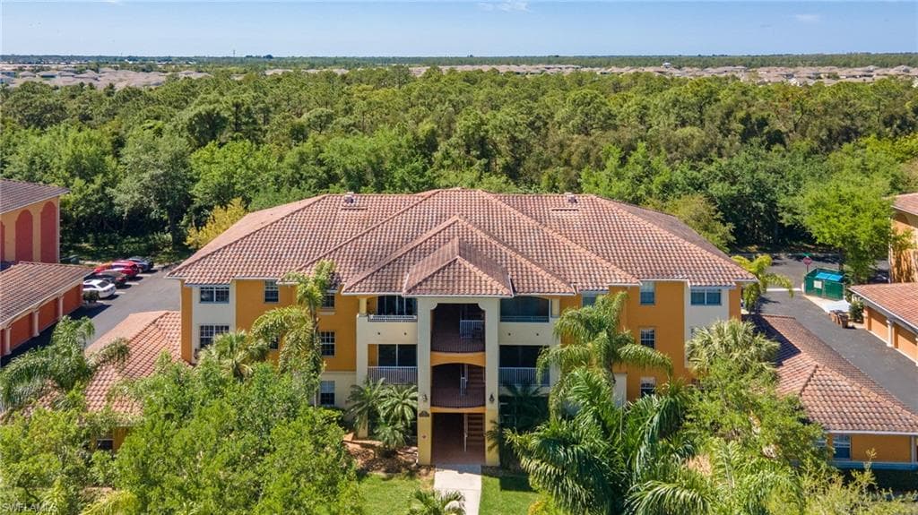 3952 Pomodoro CIR 302 CAPE CORAL, FL 33909