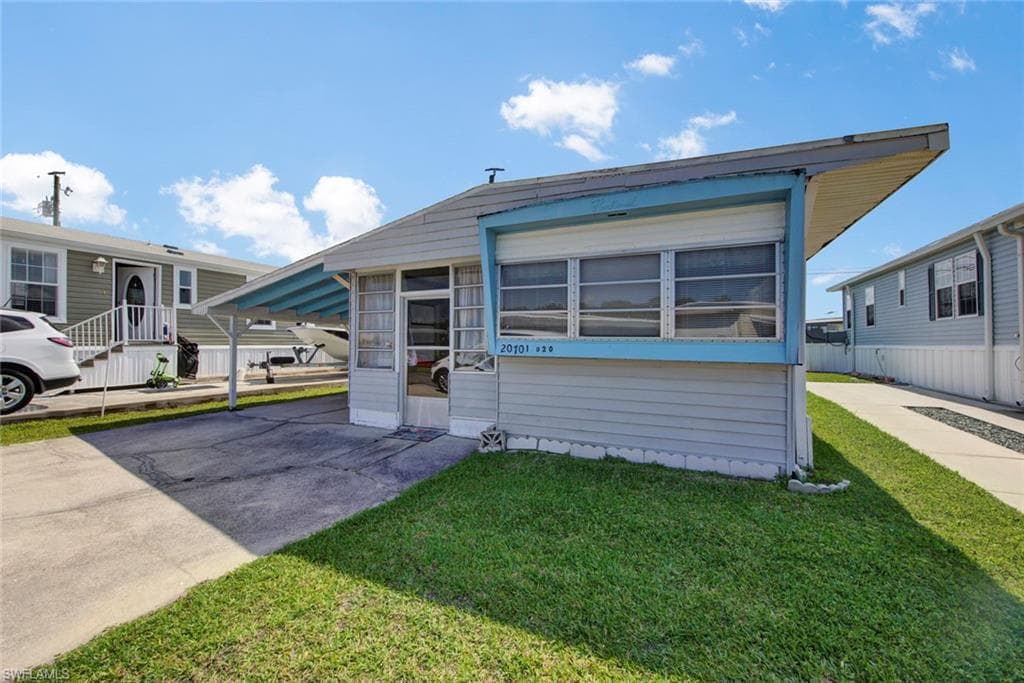 20701 Anchor DR ESTERO, FL 33928