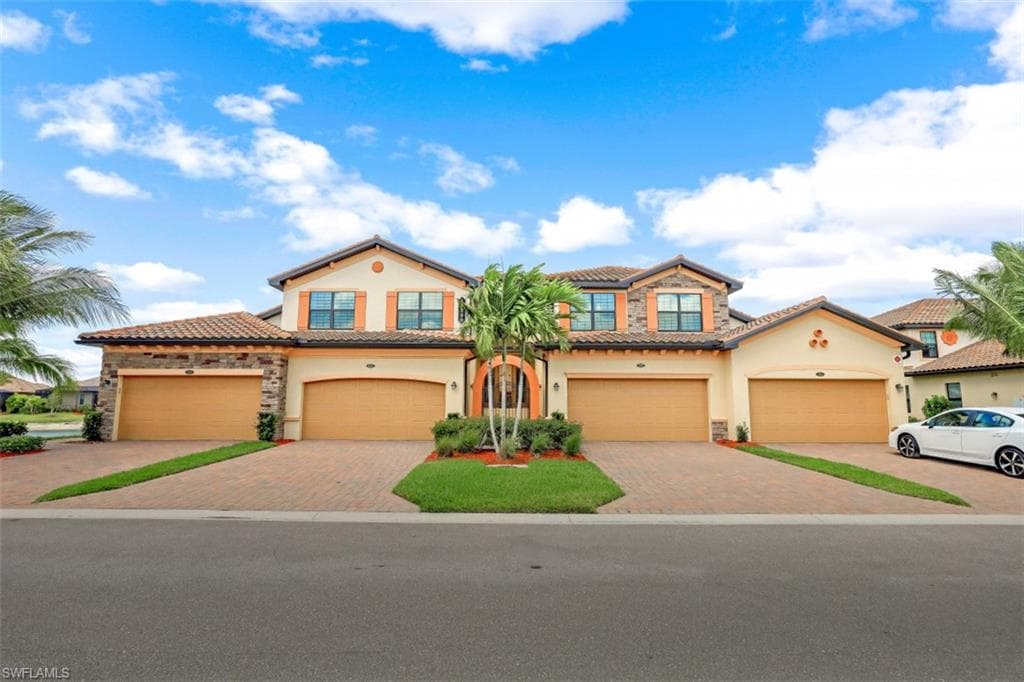 17260 Cherrywood CT BONITA SPRINGS, FL 34135
