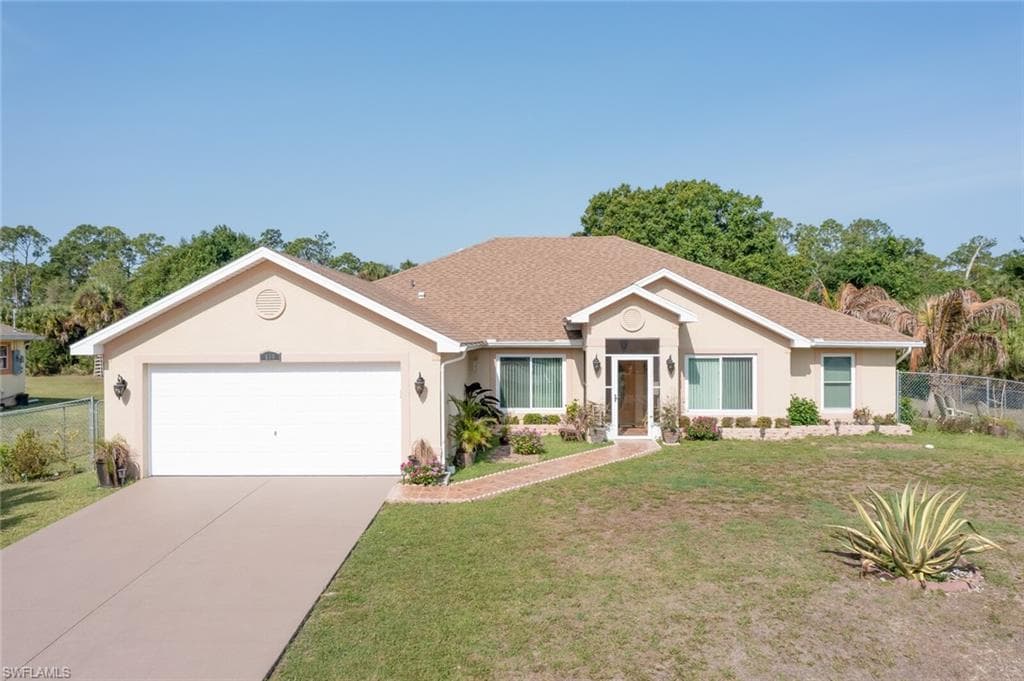 609 Gerald AVE LEHIGH ACRES, FL 33936