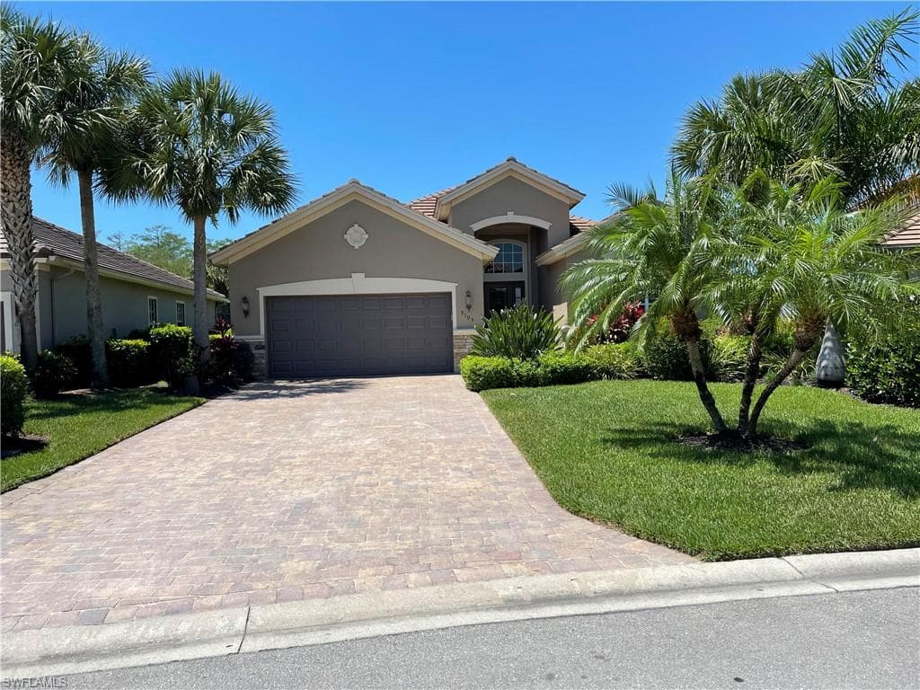 9105 Quartz LN NAPLES, FL 34120