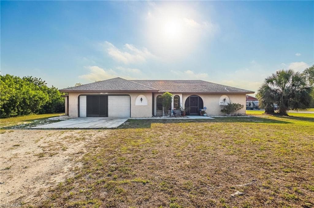 11300 Bridle LN CAPE CORAL, FL 33991