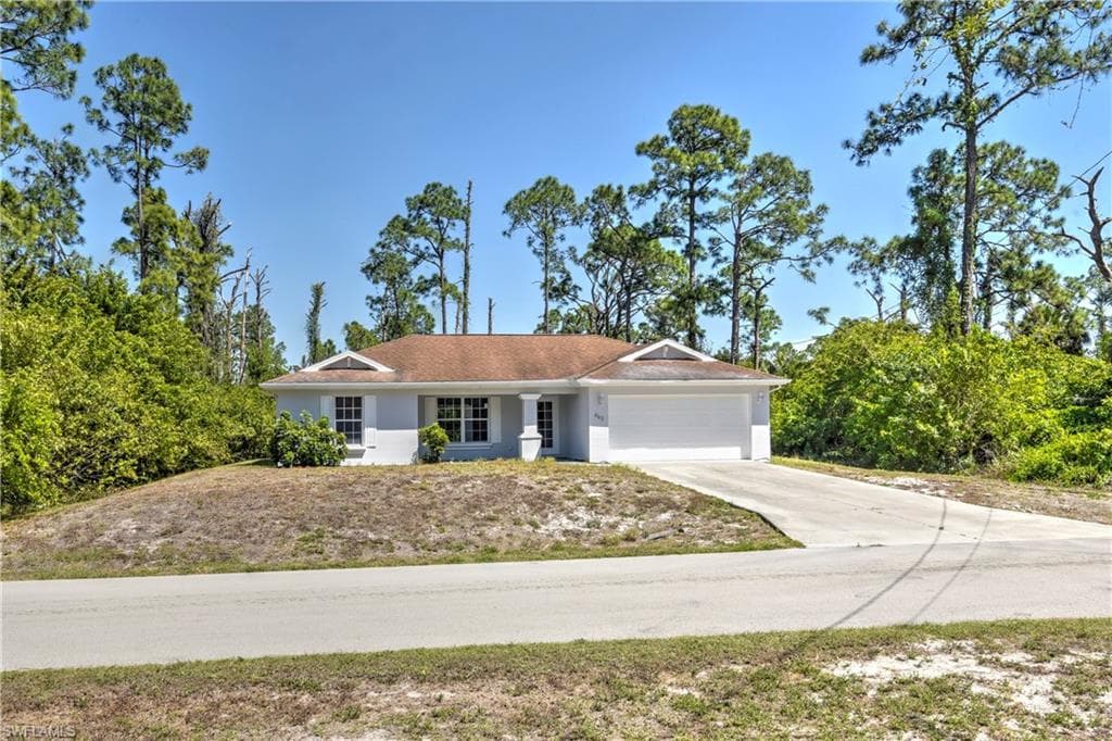 463 Laconic AVE LEHIGH ACRES, FL 33974