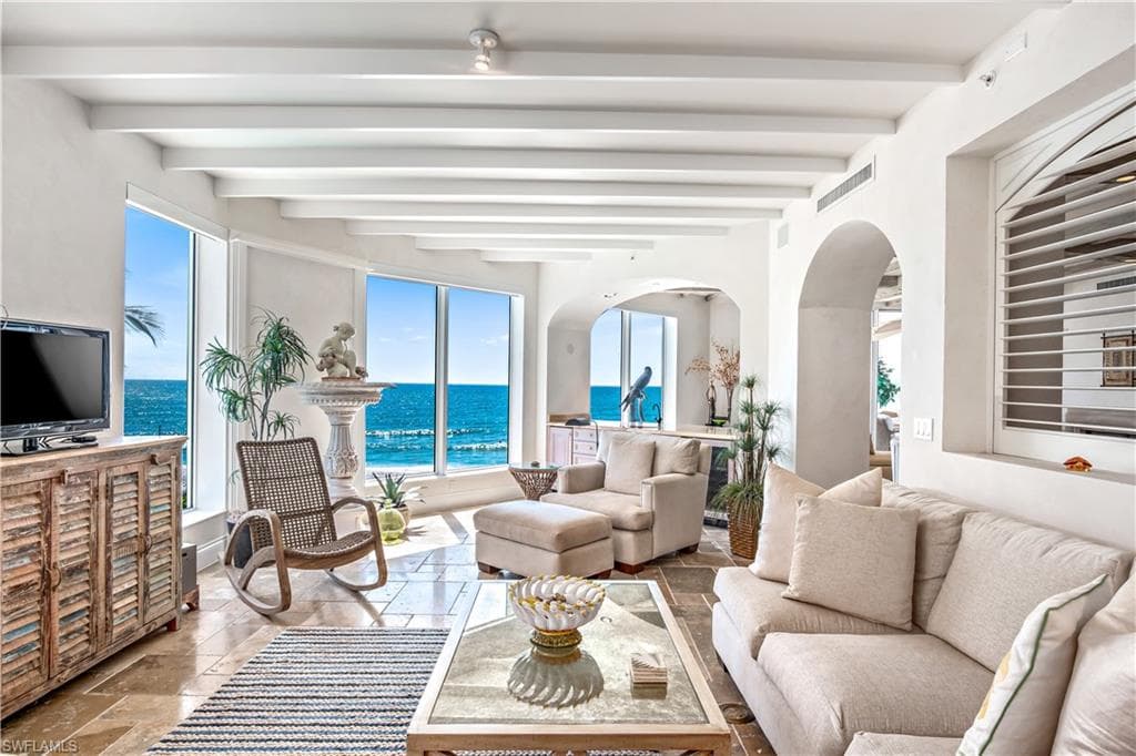 1801 Gulf Shore BLVD N 301 NAPLES, FL 34102
