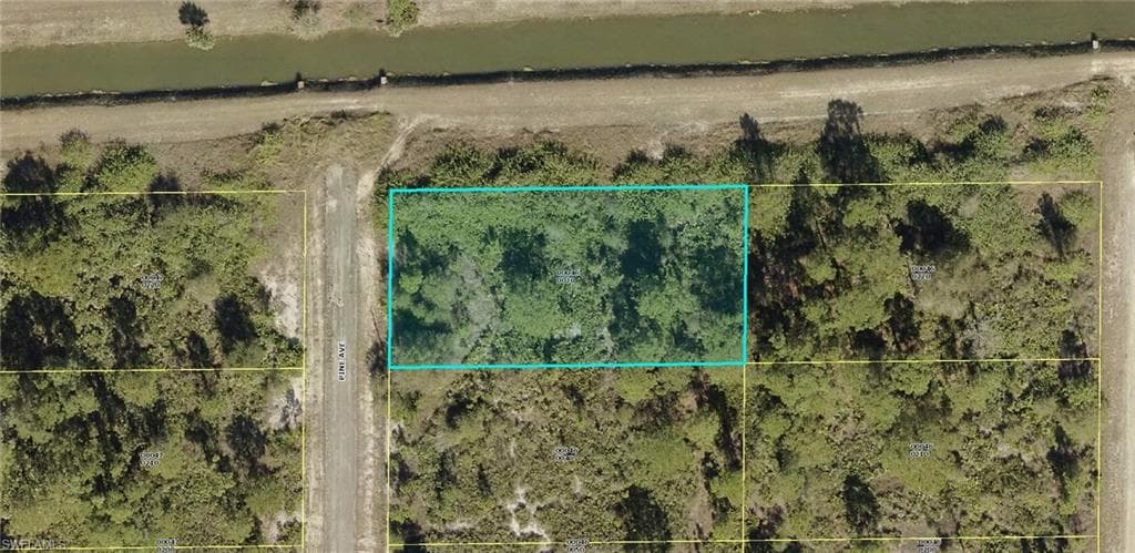 1518 Pine AVE LEHIGH ACRES, FL 33972