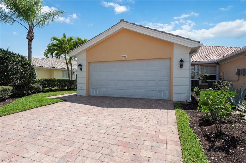 7596 Novara CT NAPLES, FL 34114
