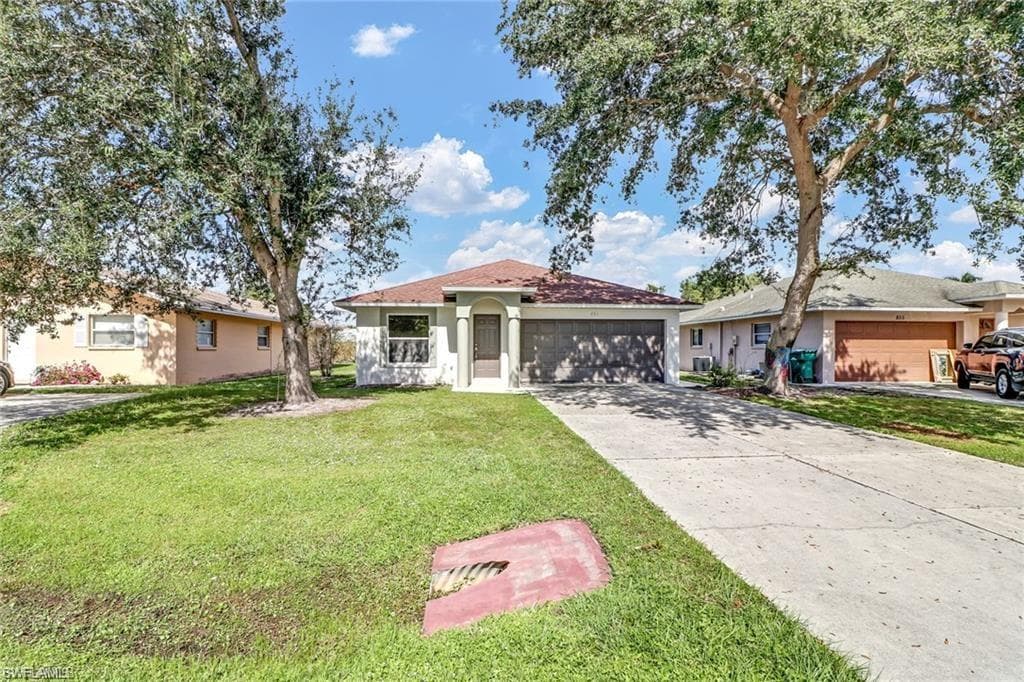 851 102nd AVE N NAPLES, FL 34108