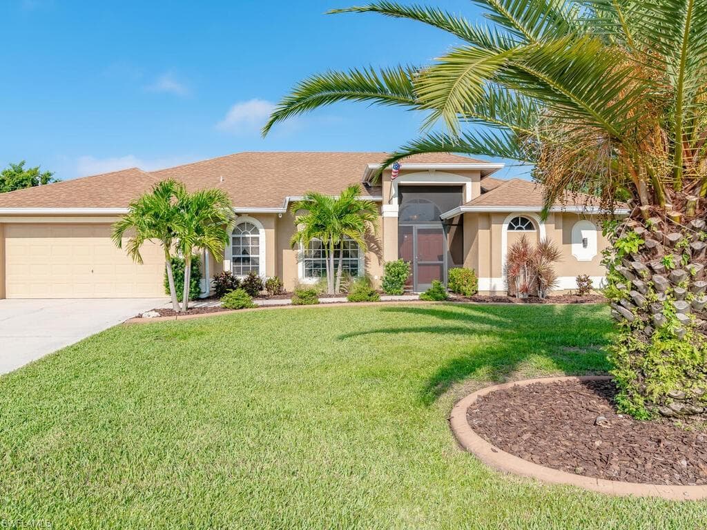 304 NE 13th PL CAPE CORAL, FL 33909