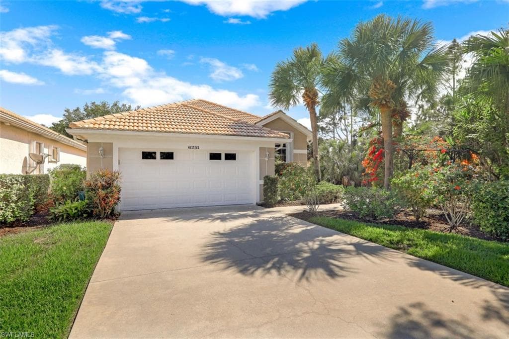 6251 Ashwood LN NAPLES, FL 34110