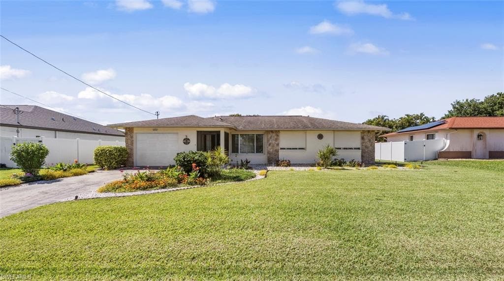 1444 Sixteenth ST CAPE CORAL, FL 33990