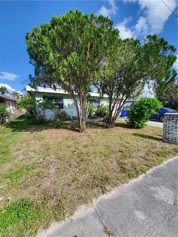 2117 Mitchell CT FORT MYERS, FL 33916