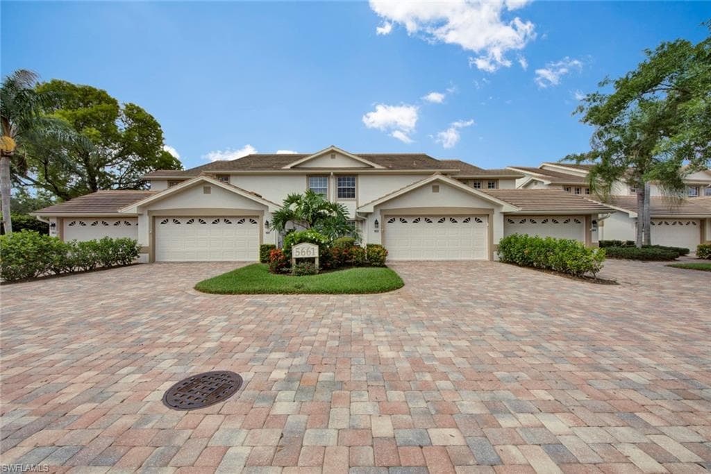 5661 Whisperwood BLVD 104 NAPLES, FL 34110