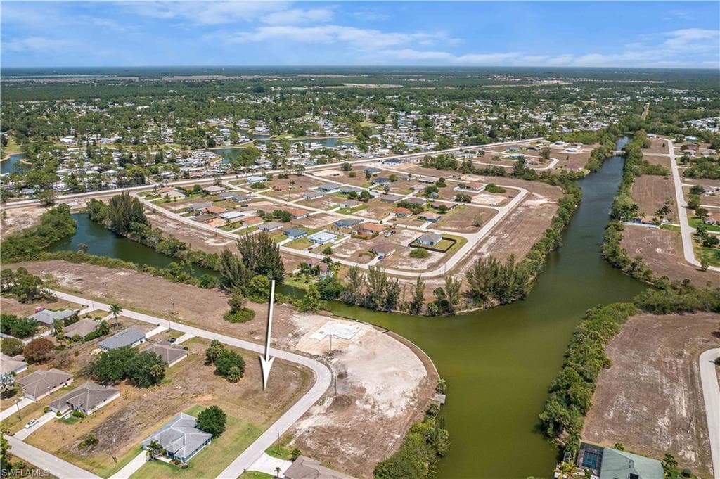 4210 NE 20th CT CAPE CORAL, FL 33909