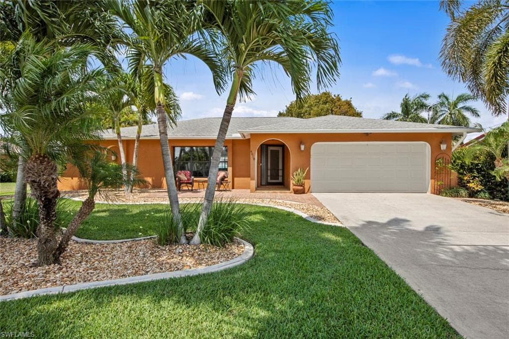 4618 1st PL CAPE CORAL, FL 33904