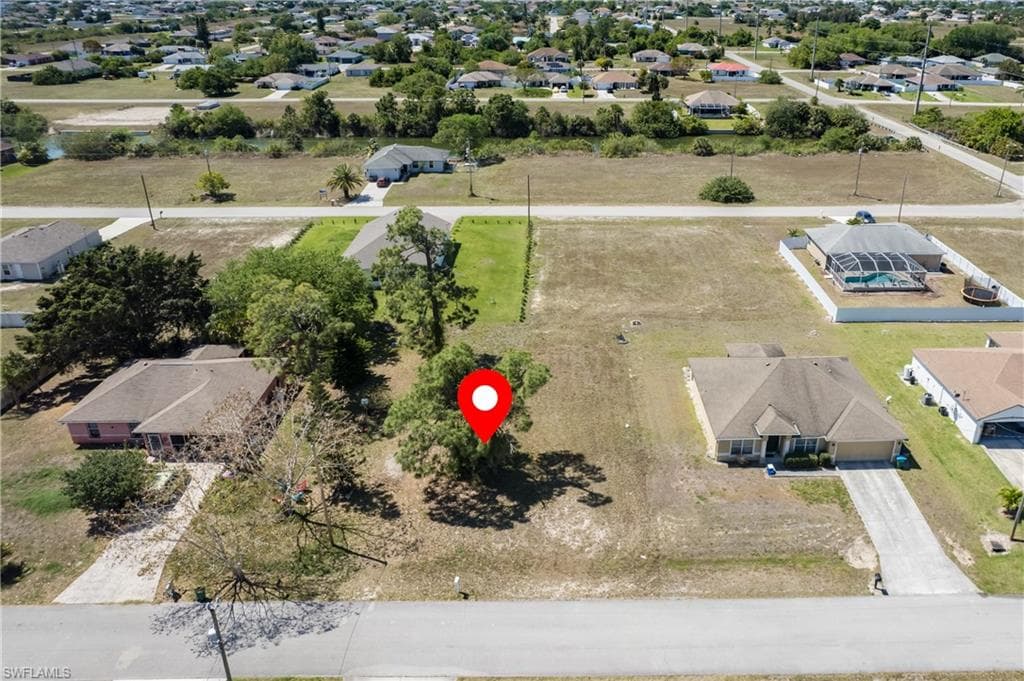 2628 NE 6th PL CAPE CORAL, FL 33909