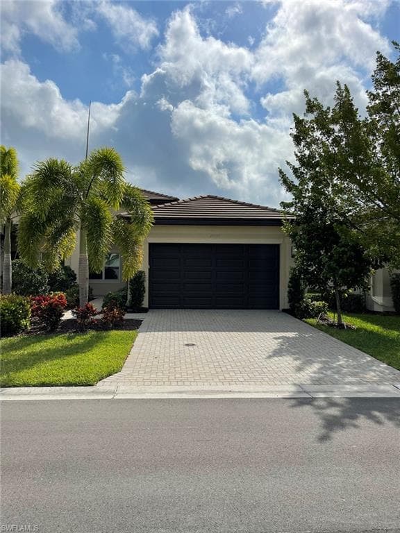 28445 Abruzzo DR BONITA SPRINGS, FL 34135