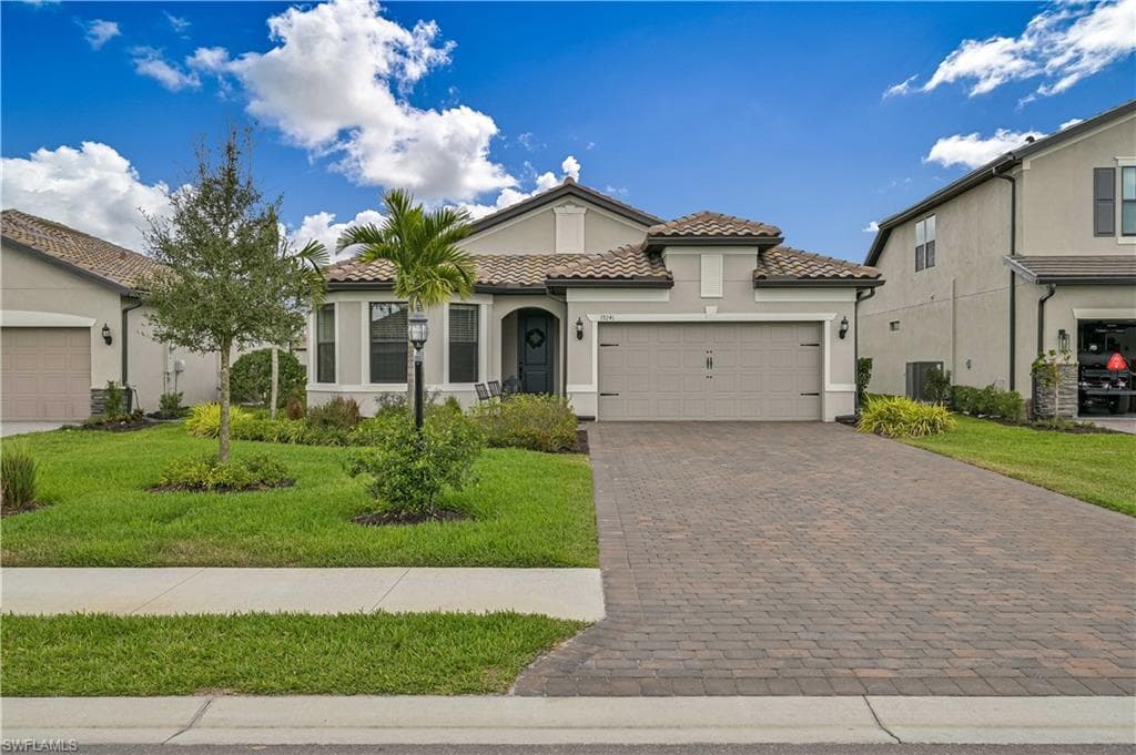 19241 Elston WAY ESTERO, FL 33928