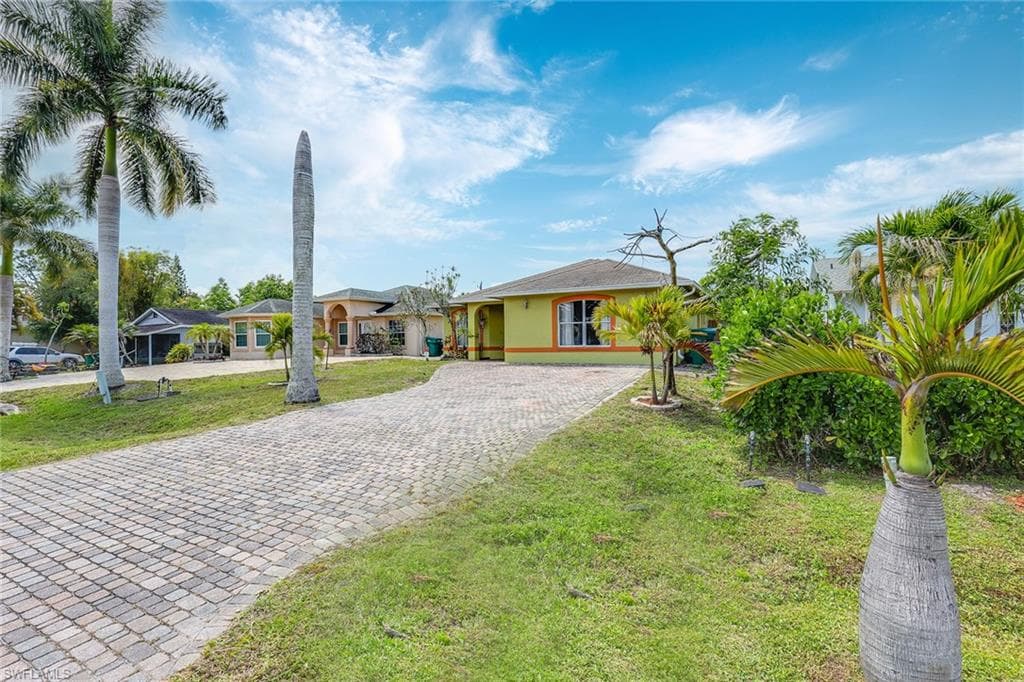 159 7th ST NAPLES, FL 34113