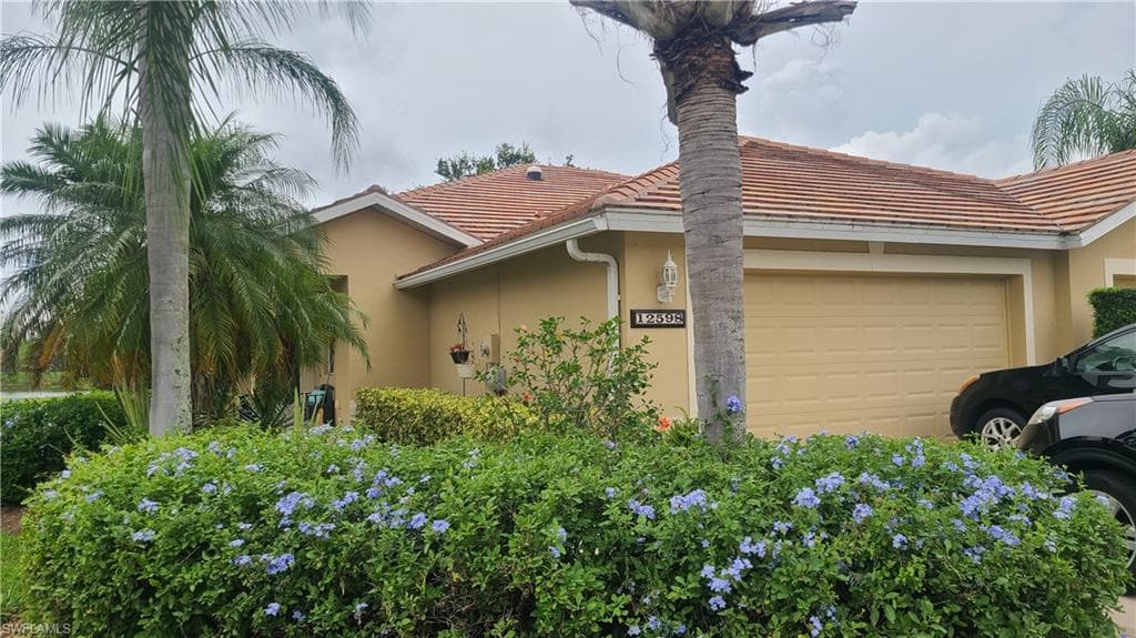 12598 Stone Valley LOOP FORT MYERS, FL 33913