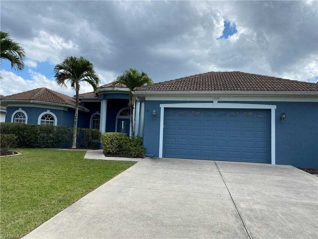 1024 SE 5th TER CAPE CORAL, FL 33990