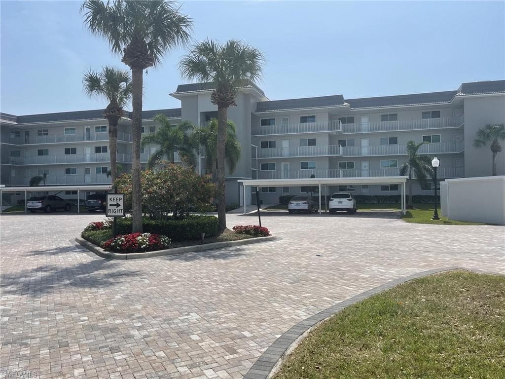 305 Goodlette-Frank RD S 204C NAPLES, FL 34102
