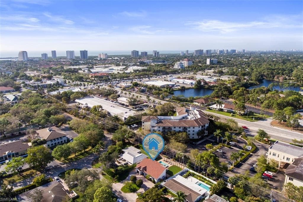 1077 Milano DR NAPLES, FL 34103