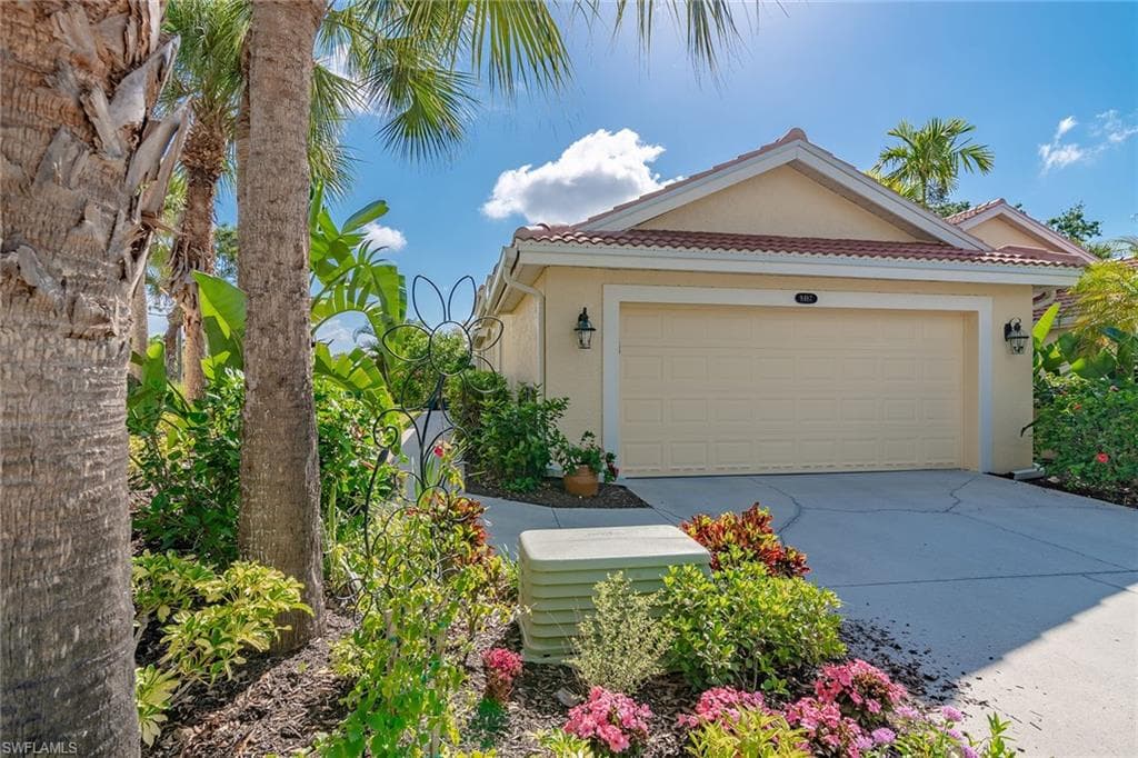 8487 Bent Creek WAY NAPLES, FL 34114