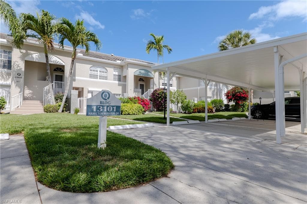 13101 Hamilton Harbour DR Q8 NAPLES, FL 34110