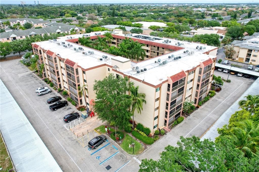 2121 Collier AVE 517 FORT MYERS, FL 33901