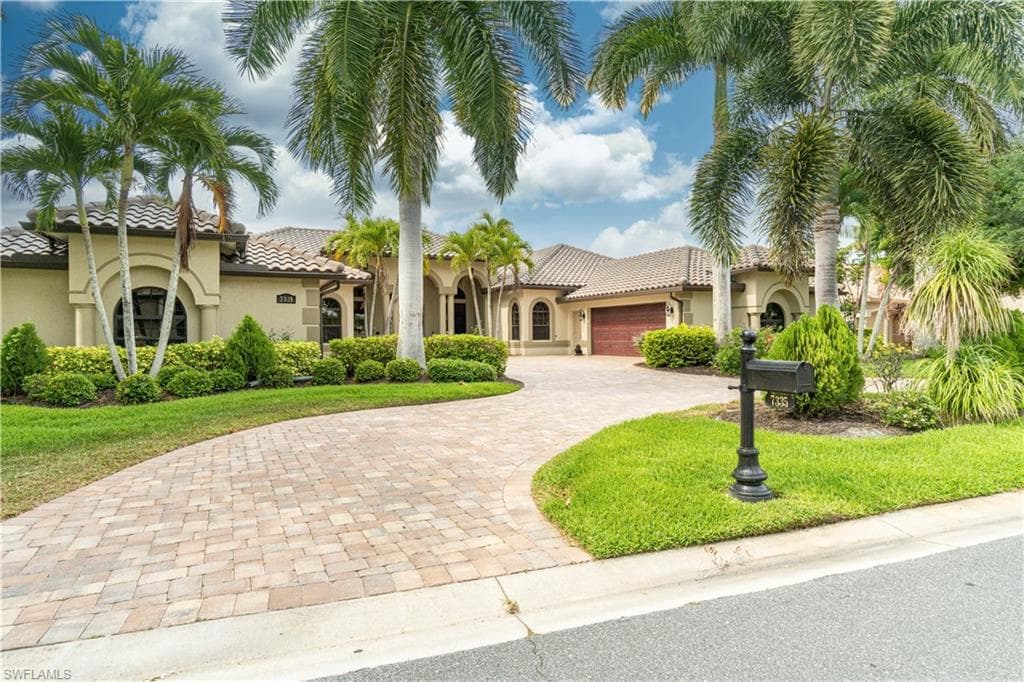 7335 Heritage Palms Estates DR FORT MYERS, FL 33966