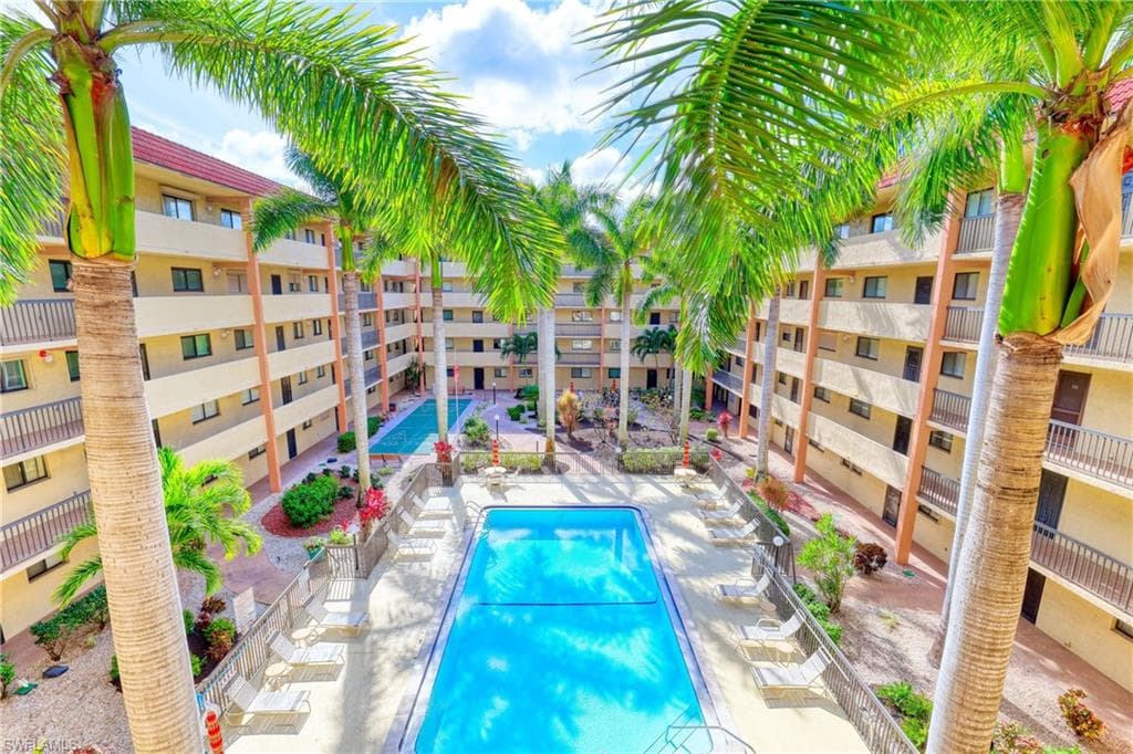 2121 Collier AVE 516 FORT MYERS, FL 33901