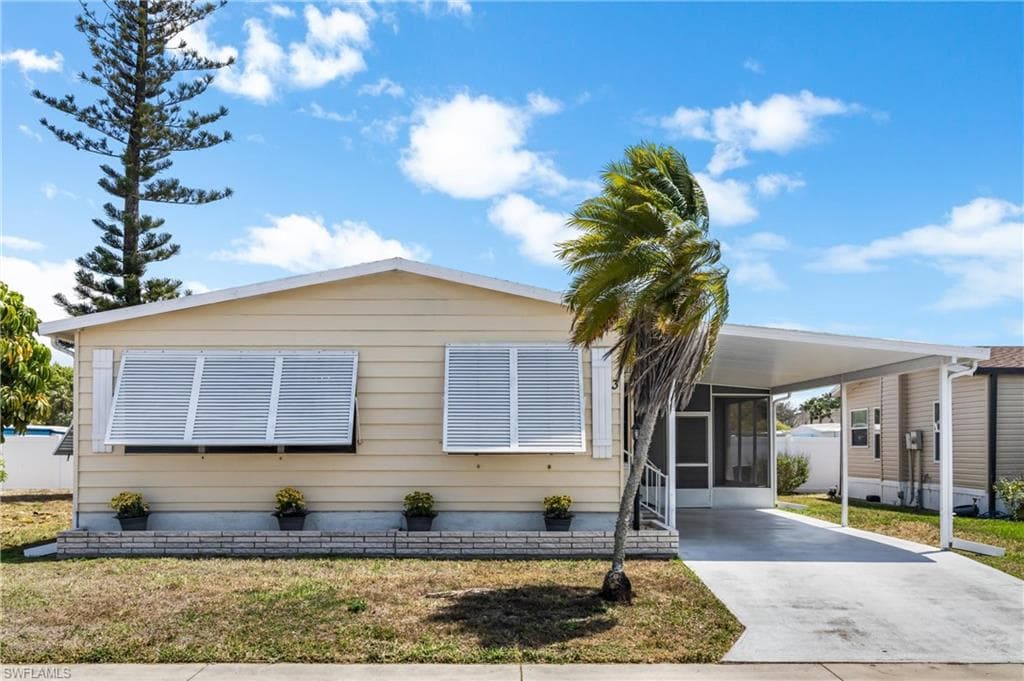 3 Oceans BLVD 3 NAPLES, FL 34104