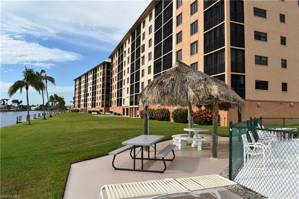 4260 SE 20th PL 704 CAPE CORAL, FL 33904
