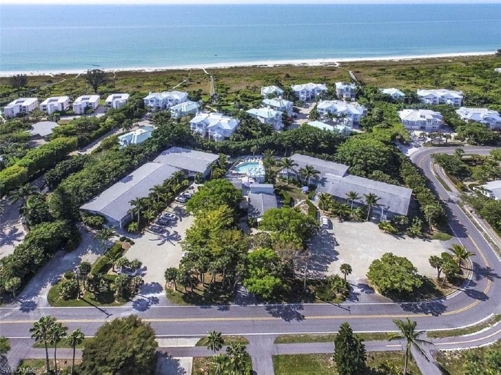 409 E Gulf DR 10 SANIBEL, FL 33957