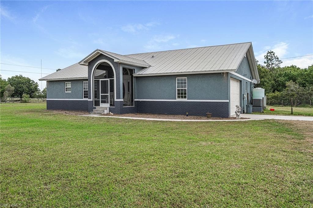 38520 Still LN NORTH FORT MYERS, FL 33917