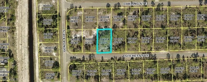 725 Ashley RD LEHIGH ACRES, FL 33974