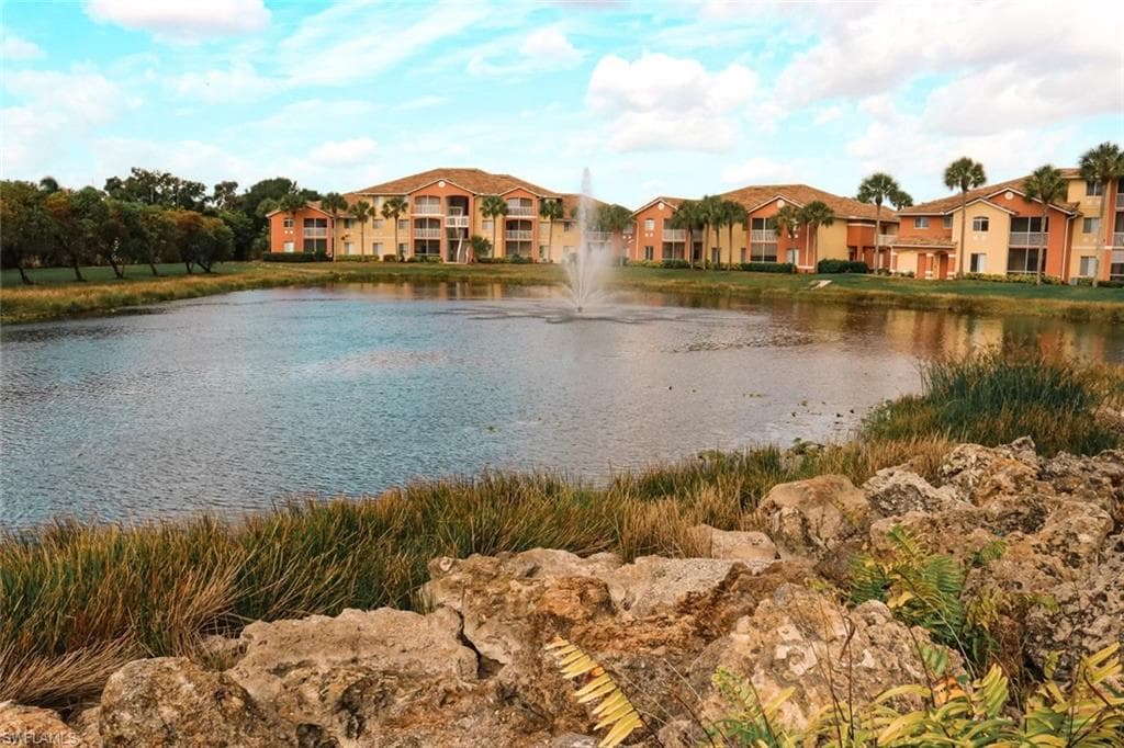 6450 Aragon WAY 208 FORT MYERS, FL 33966