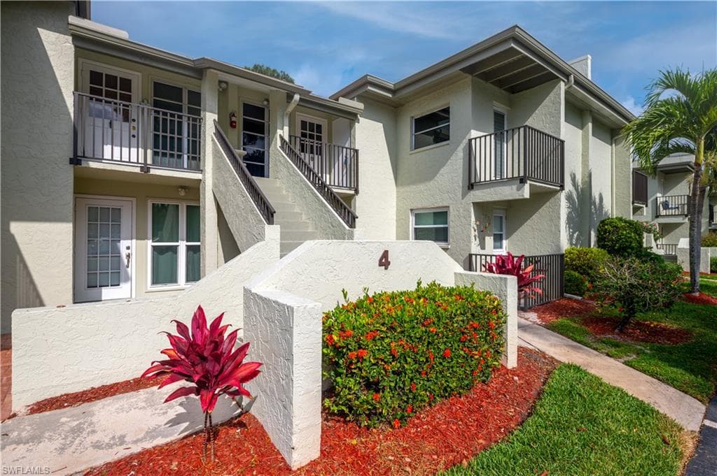 7400 College PKY 4C FORT MYERS, FL 33907