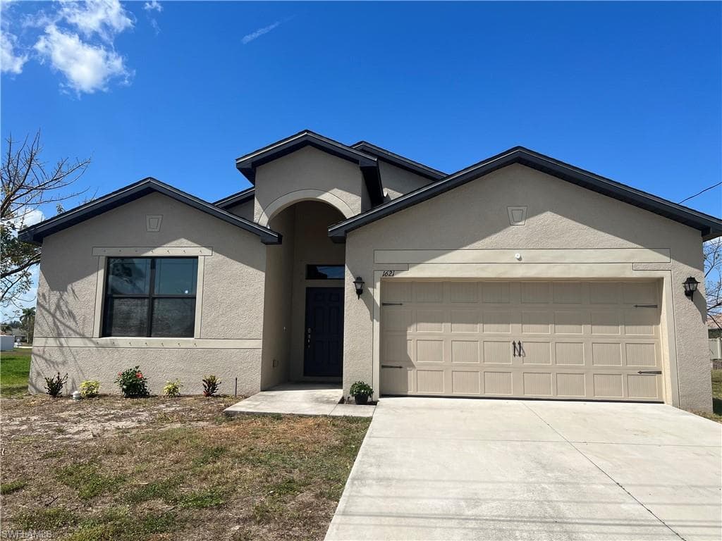 1621 SW 14th ST CAPE CORAL, FL 33991