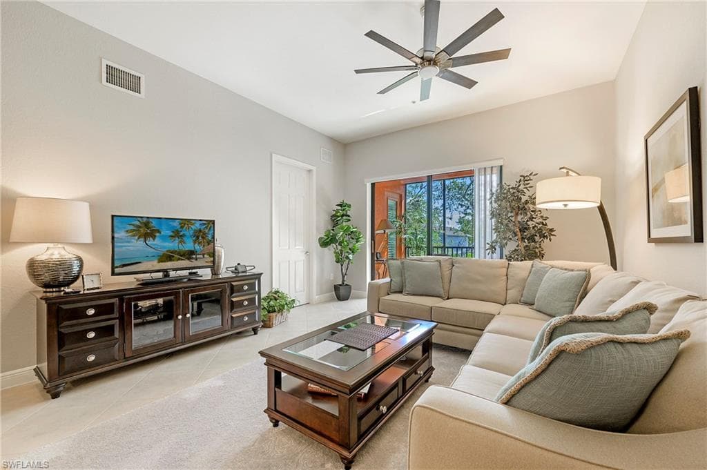 13661 Julias WAY 1321 FORT MYERS, FL 33919