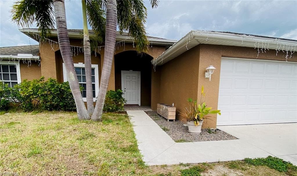 1208 SW 15th PL CAPE CORAL, FL 33991