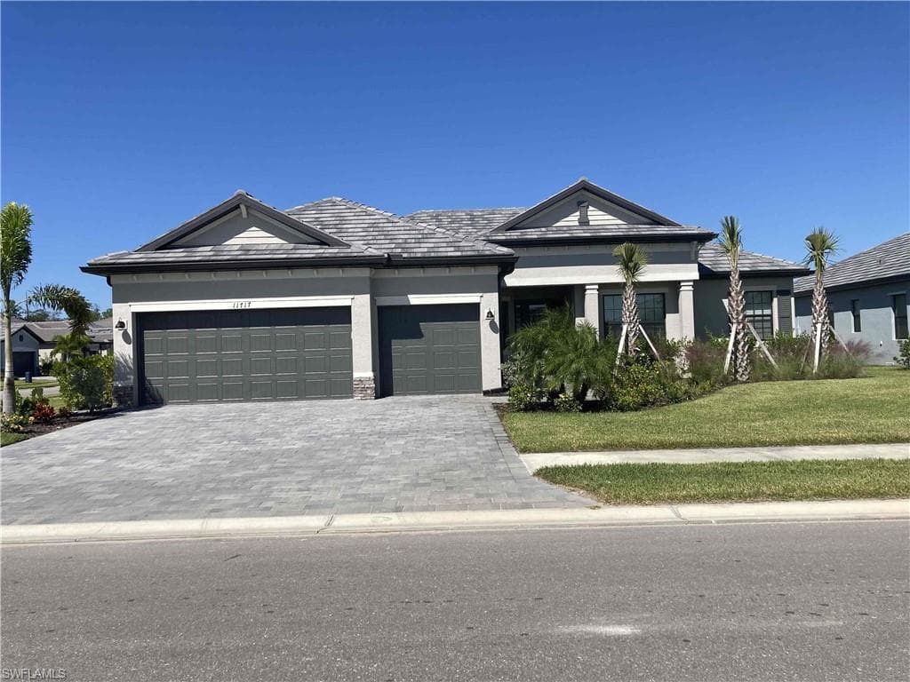 11717 Canopy LOOP FORT MYERS, FL 33913
