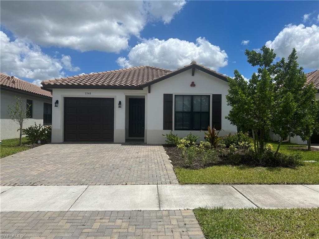 5540 Morino WAY AVE MARIA, FL 34142