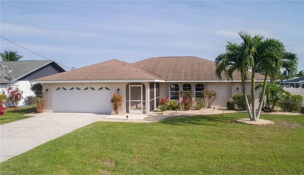 1213 SE 36th TER CAPE CORAL, FL 33904