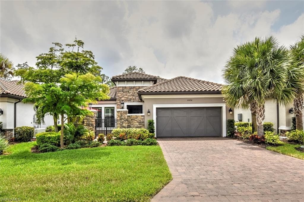 8656 Dilillo CT NAPLES, FL 34119