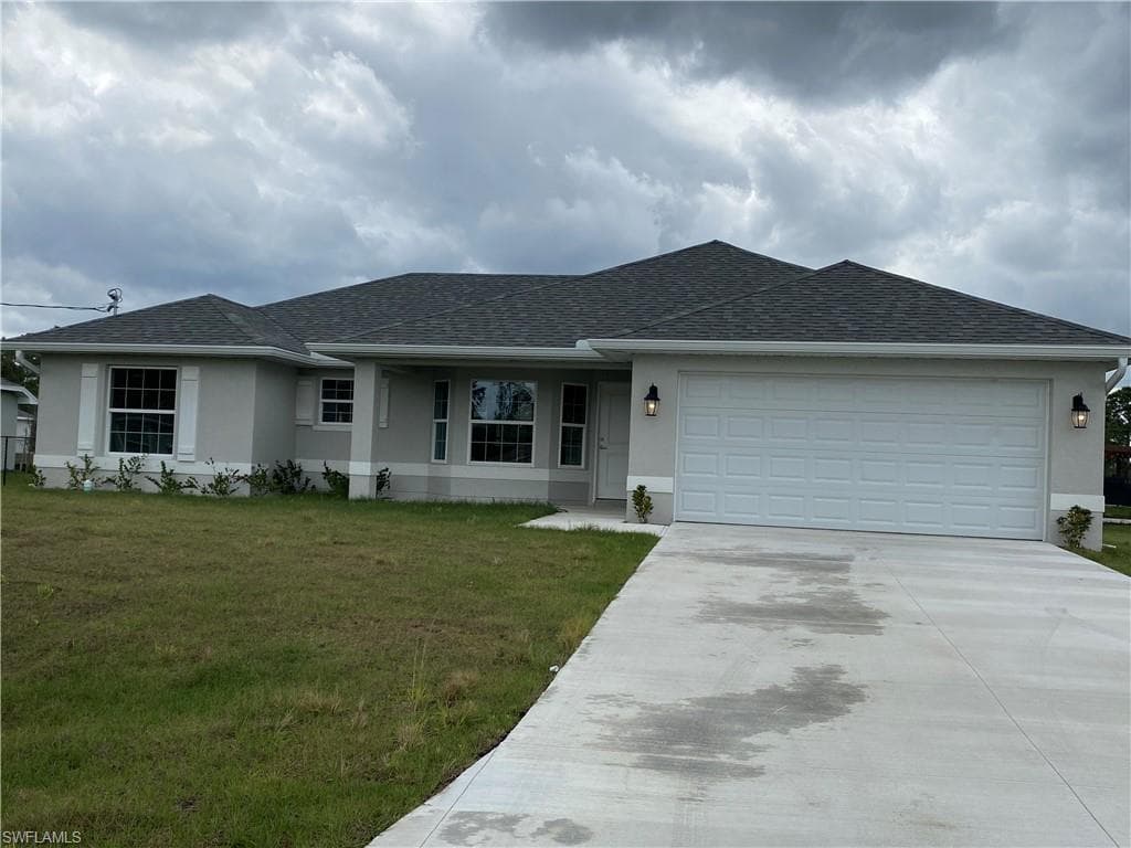 381 Odessa ST LEHIGH ACRES, FL 33972