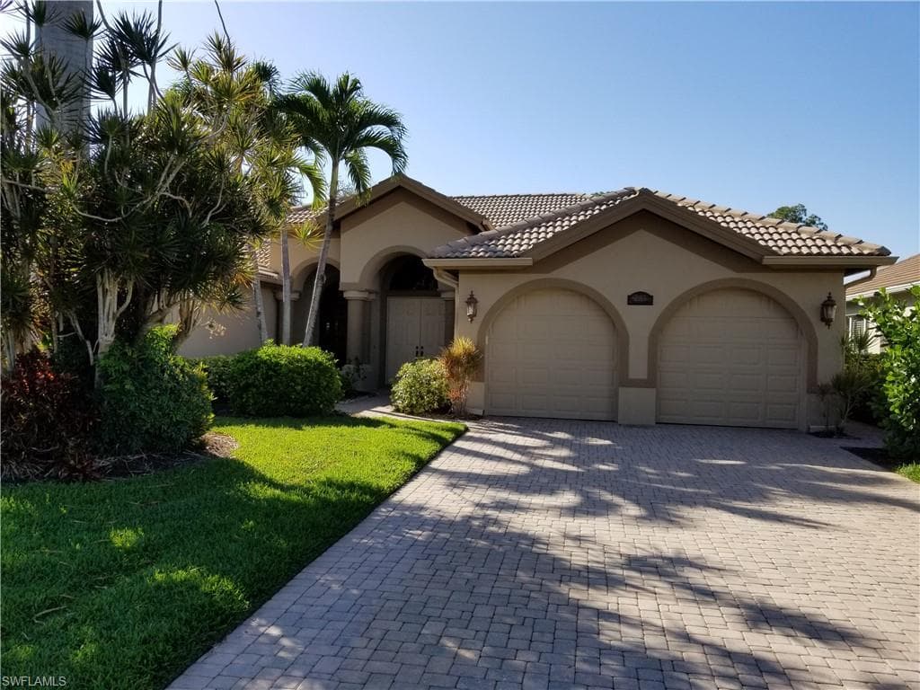 2913 Lone Pine LN NAPLES, FL 34119