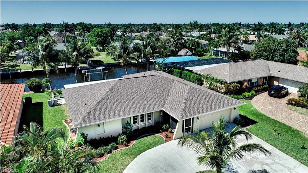 2020 SE 28th TER CAPE CORAL, FL 33904
